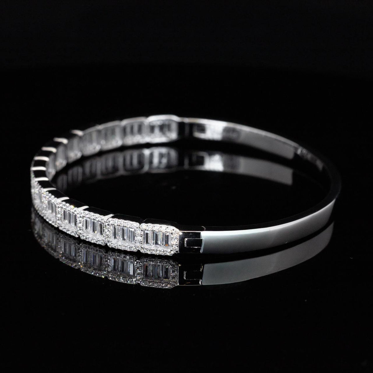 Omnia Nyela White Bangle With High Quality Simulated Diamonds In 925 Silver - OMNIASTORES UAE