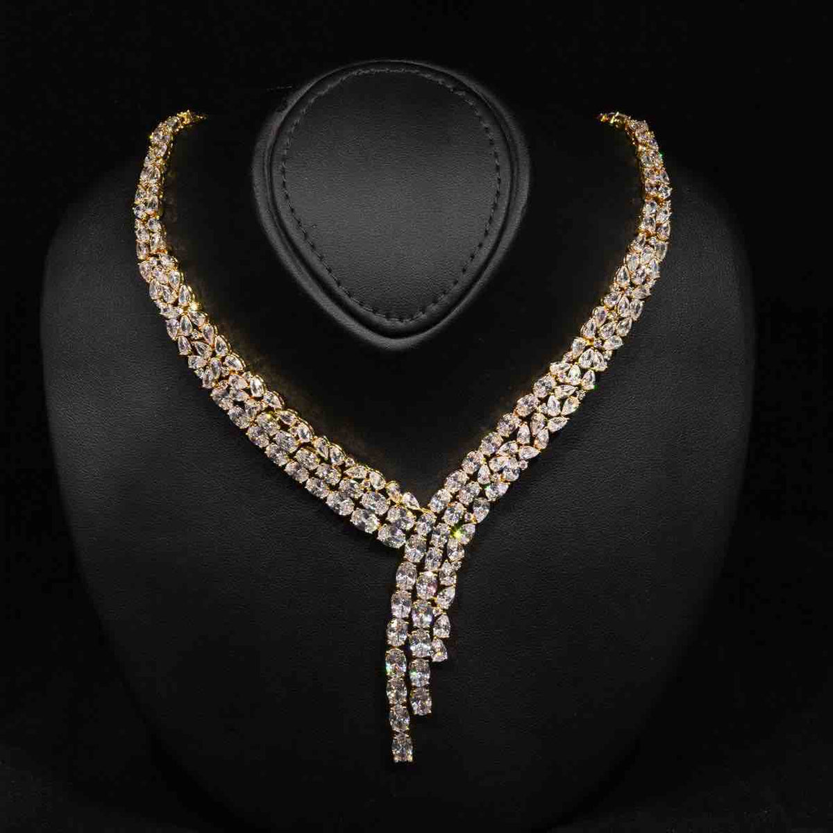 Omnia Millie Gold Luxury Bridal Full Set in High Quality Zircon Stone in Rhodium Plated - OMNIASTORES UAE