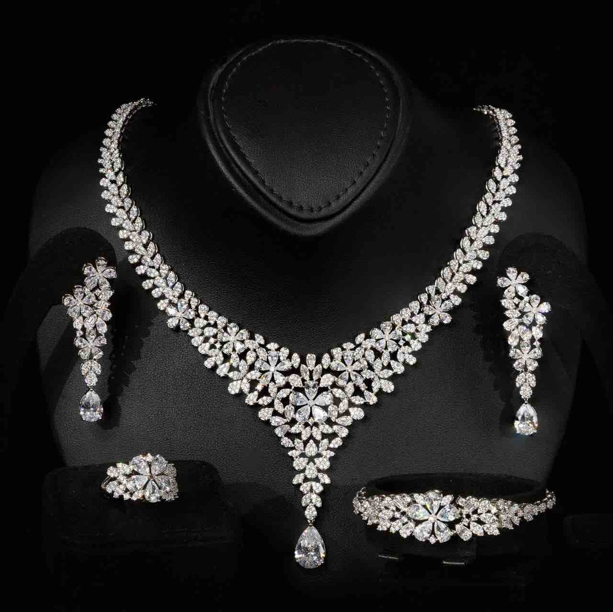 Omnia Karla White Luxury Bridal Full Set in High Quality Zircon Stone Premium Rhodium Plated - OMNIASTORES UAE
