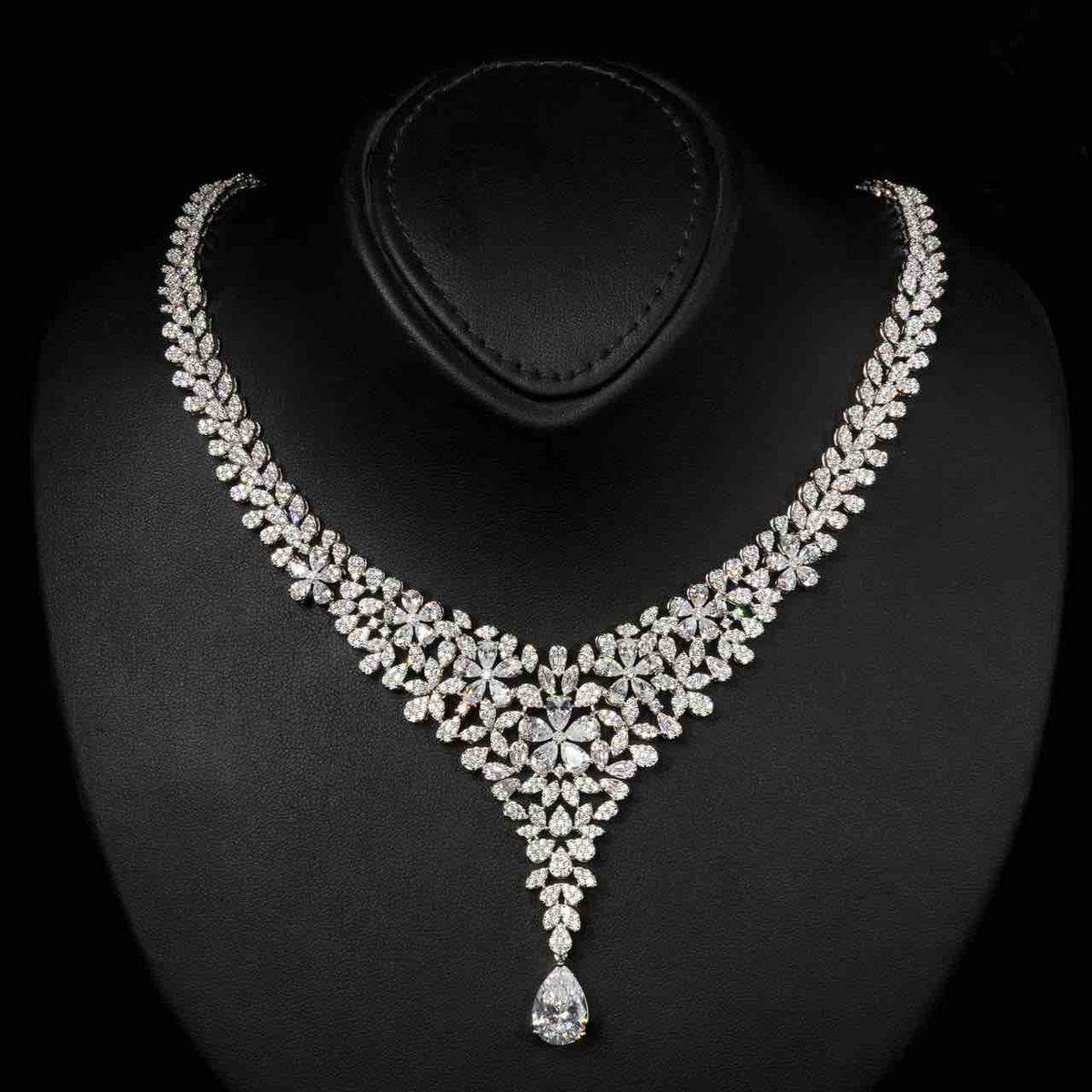Omnia Karla White Luxury Bridal Full Set in High Quality Rhodium Plated Zircon Stones - OMNIASTORES UAE