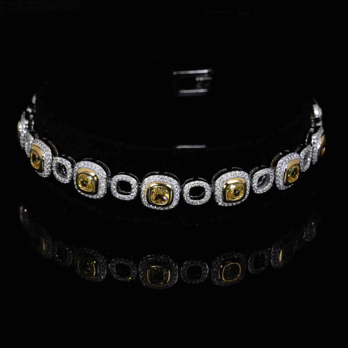 Omnia Faila White and Yellow Bracelet With High Quality Simulated Diamonds In 925 Silver - OMNIASTORES UAE