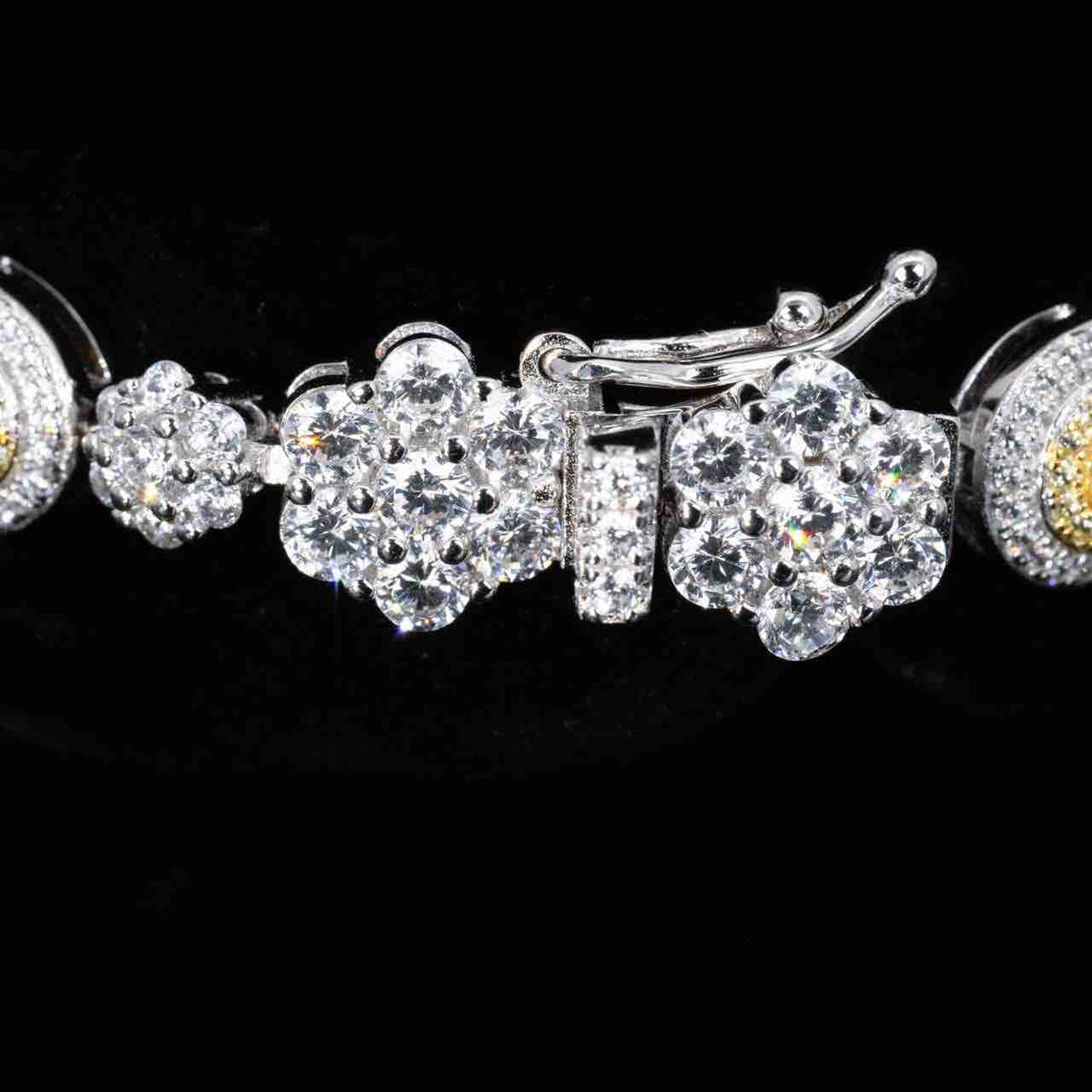 Omnia Taliha White and Yellow Bracelet With High Quality Simulated Diamonds In 925 Silver - OMNIASTORES UAE