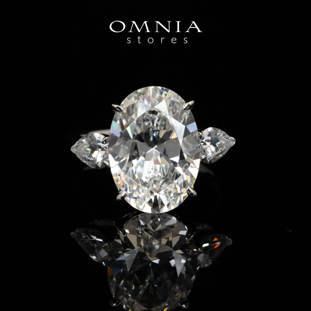 Omnia Shyla White Round Cut Ring With Certified High Quality Lab Crafted Stones In 925 Silver 10.9ct - OMNIASTORES UAE
