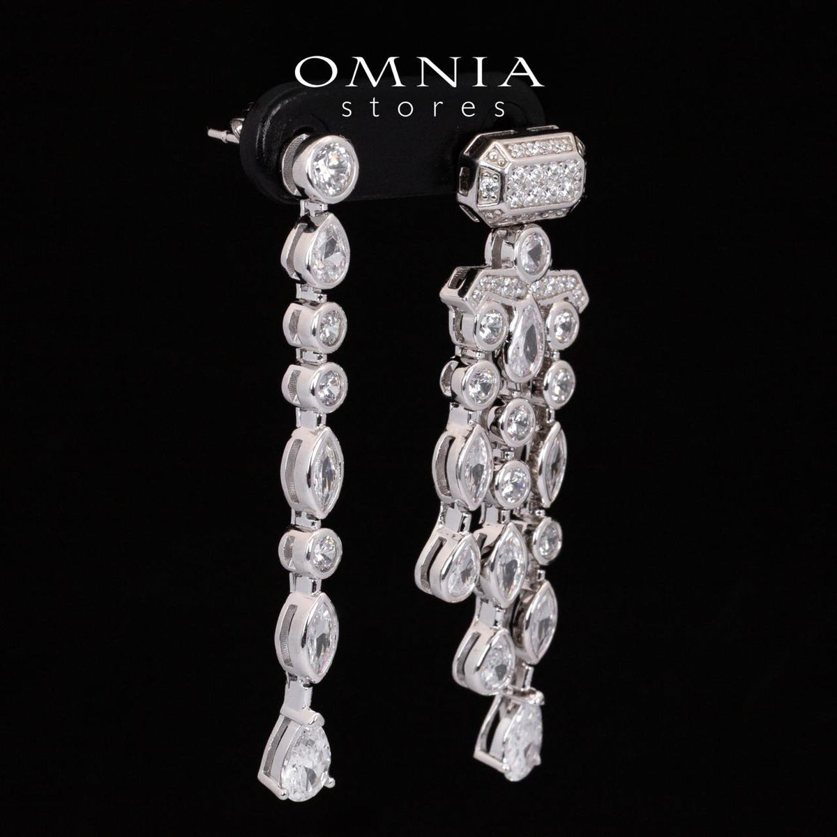Omnia Anali White Drop Earrings With High Quality Simulated Diamonds in 925 Silver - OMNIASTORES UAE