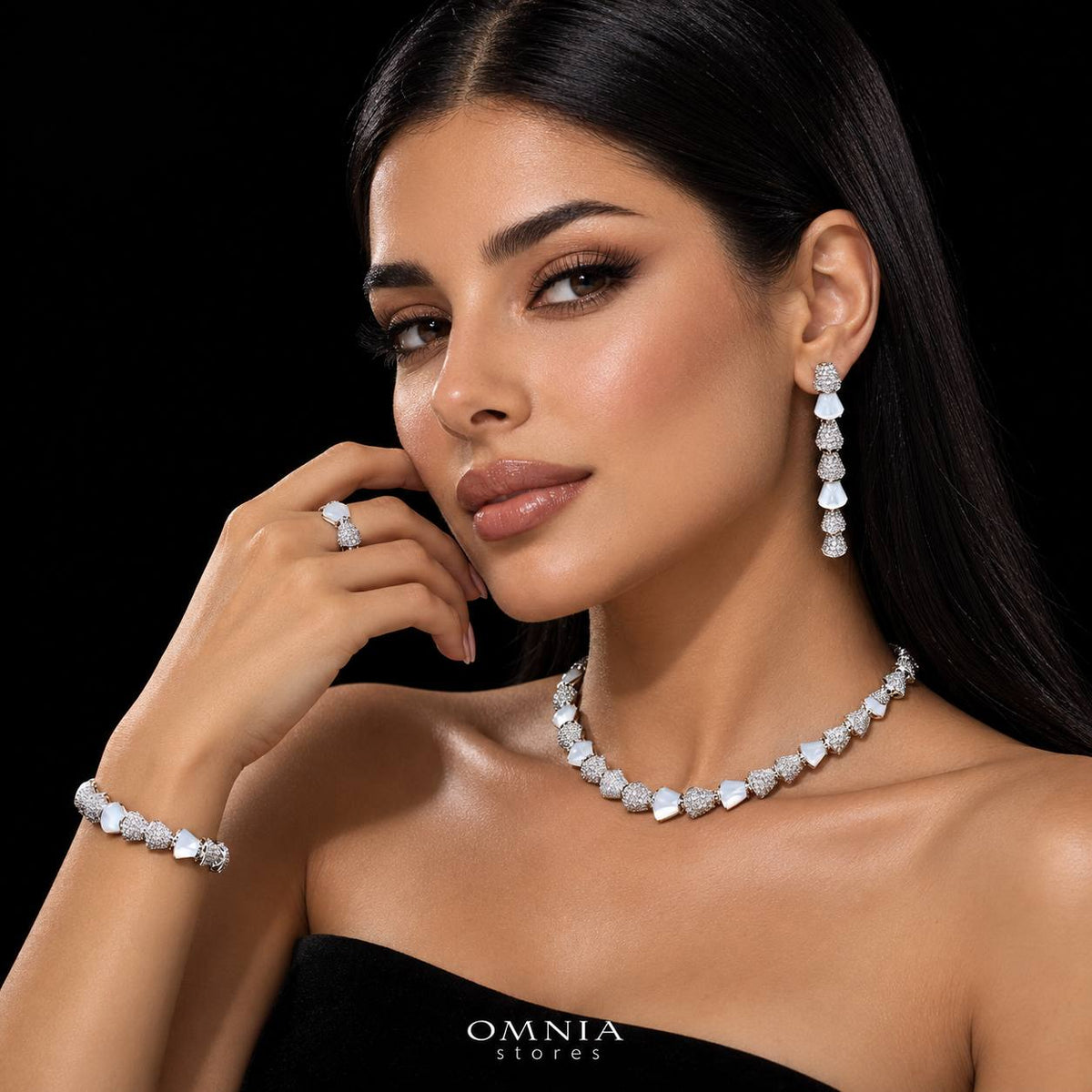 طقم زفاف أمنية سانيا الكامل باللون الأبيض مرصع بأحجار الزركون عالية الجودة ومطلي بالروديوم عالي الجودة