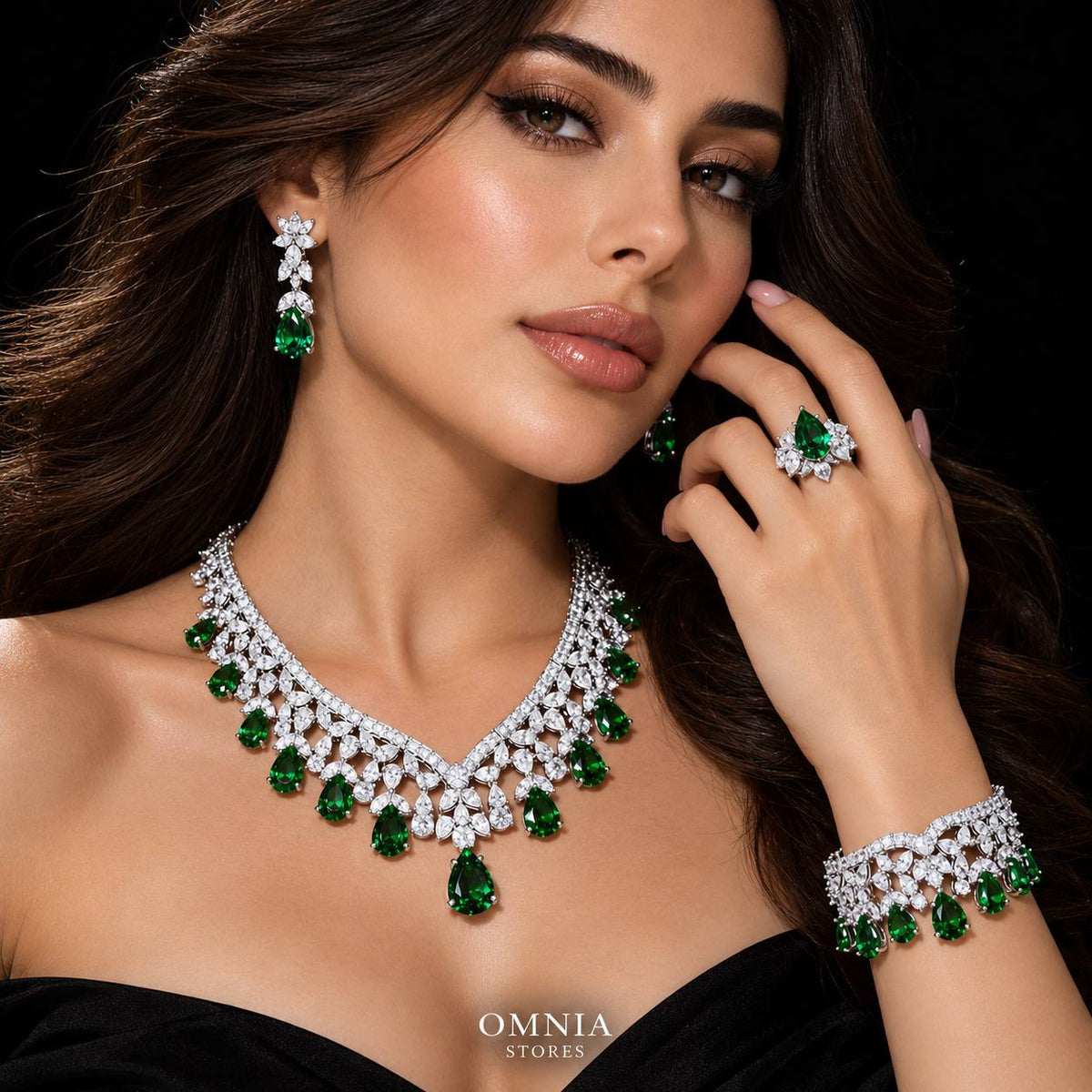 Omnia Princess Bridal Full Set with Pear-Cut White And Green High Quality Simulated Diamonds Premium Rhodium Plated