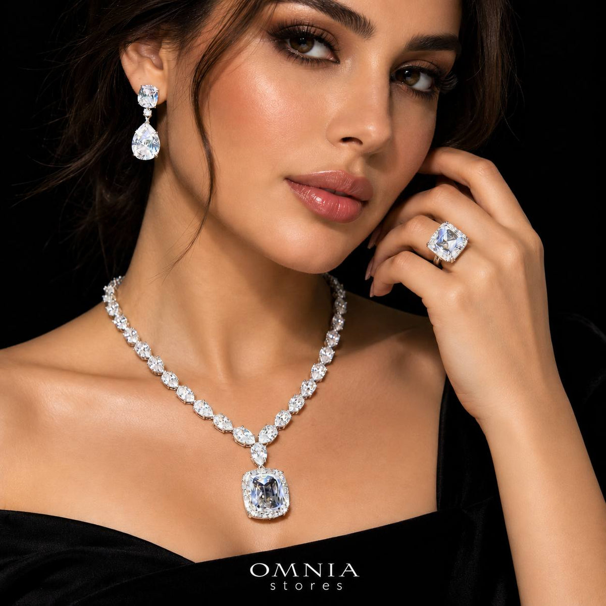 Omnia Audrey White Bridal Set Accessories in High Quality Simulated Diamonds Premium Rhodium Plated
