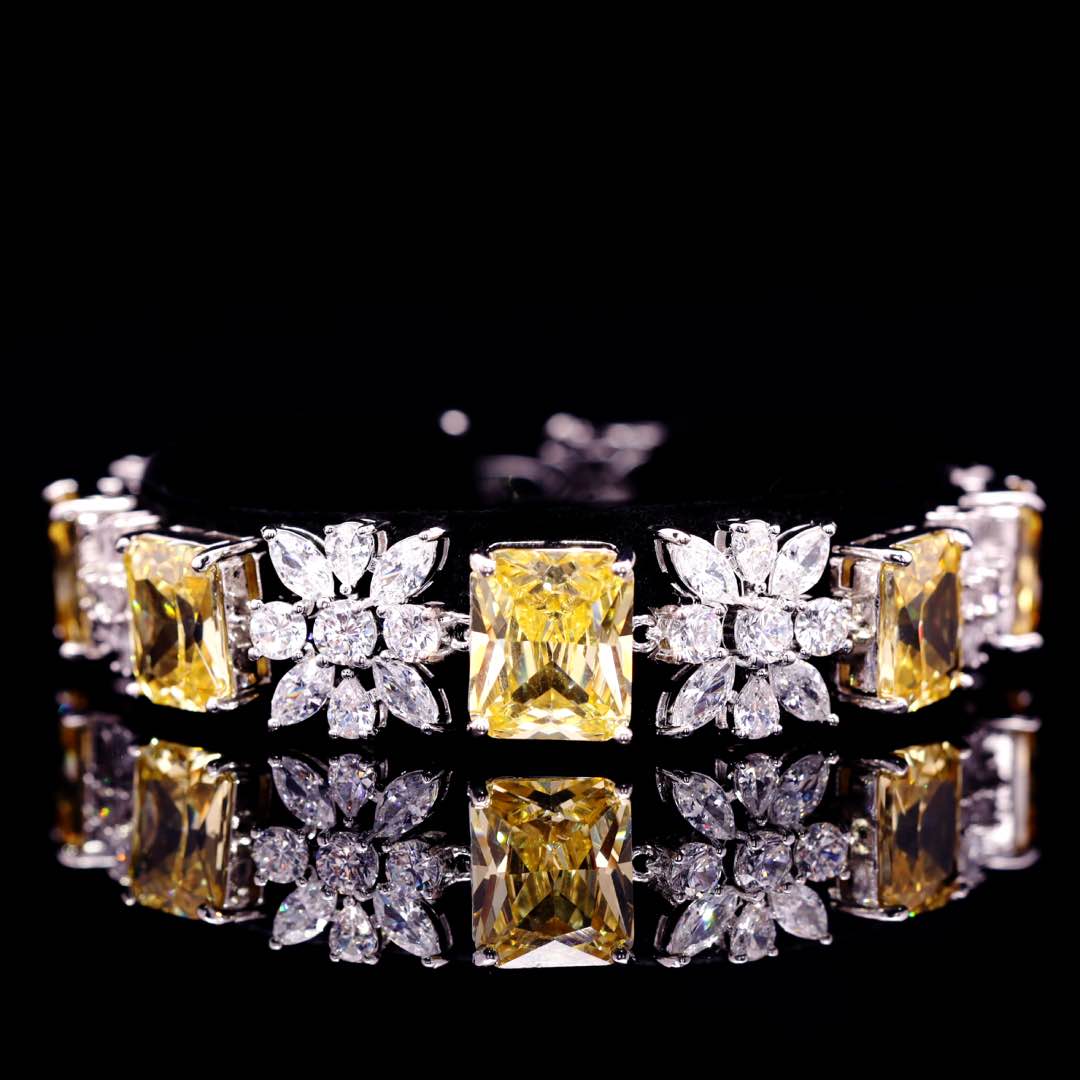 Omnia Charlotte Yellow Luxry Bridal Full Set with Emerald and Pear-Cut High Quality Simulated Diamonds Premium Rhodium Plated