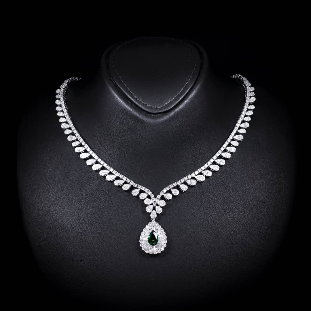 Omnia Sophia Green Teardrop Bridal Full Set in 925 Silver with High Quality Simulated Diamonds - OMNIASTORES UAE