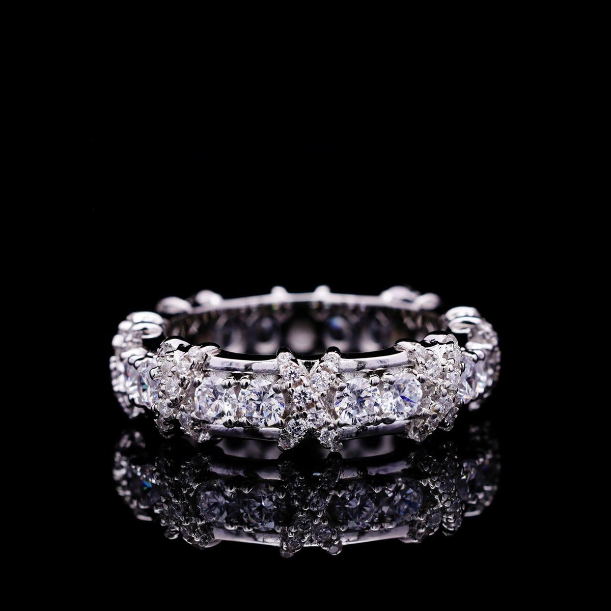 Danah Ring with Certificate | High-Quality Simulated Diamonds in 925 Sterling Silver