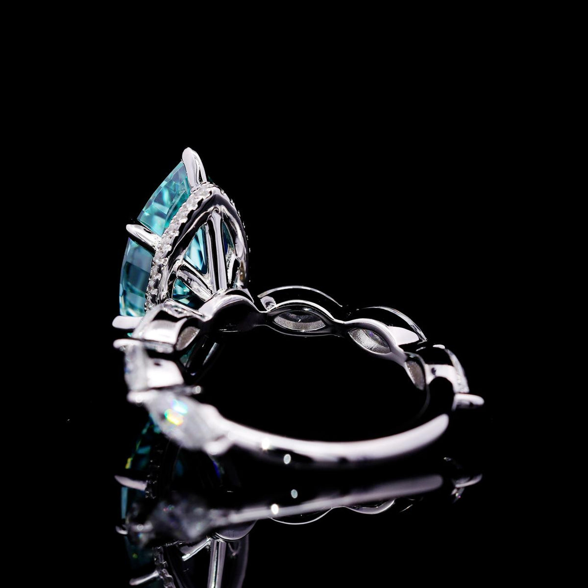 Malena_Turquoise_Ring_with_Certificate_High-Quality_Simulated_Diamonds_in_925_Sterling_Silver back