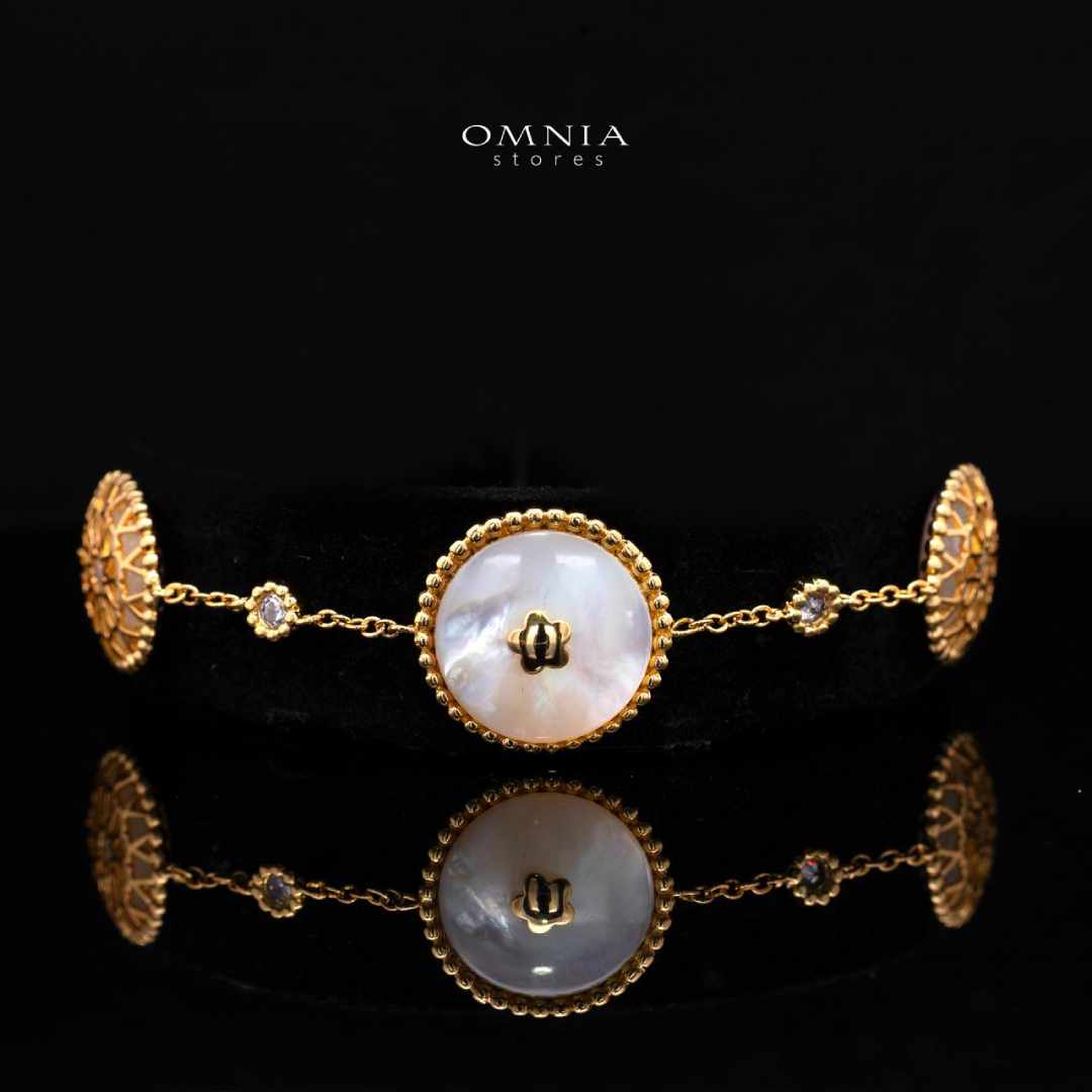 Omnia Elna Bracelet in Brass Gold Plated with White Shell & Delicate Chain Design - OMNIASTORES UAE