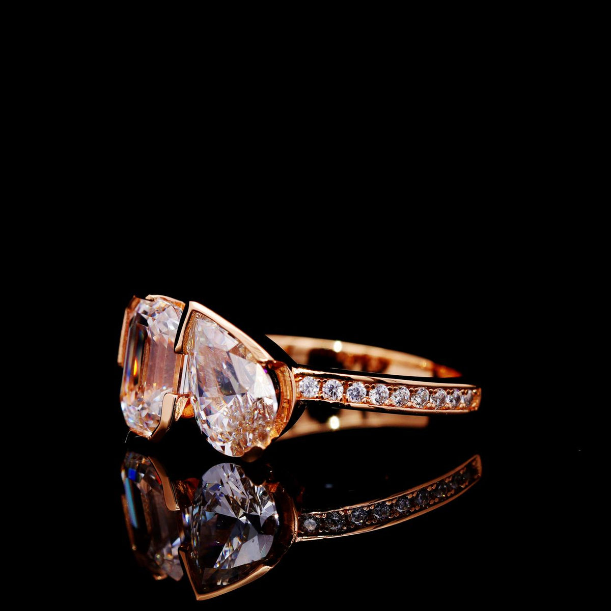 Qamar Rose Gold-Plated Ring with Certificate | High-Quality Simulated Diamonds in 925 Sterling Silver left