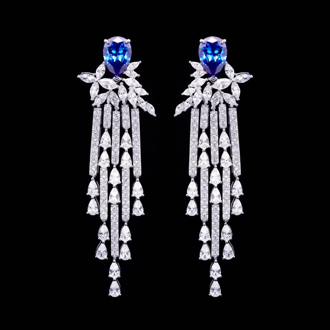 Omnia Vanya Blue Necklace & Earrings Set in 925 Silver with Pear-Cut High-Quality Simulated Diamonds