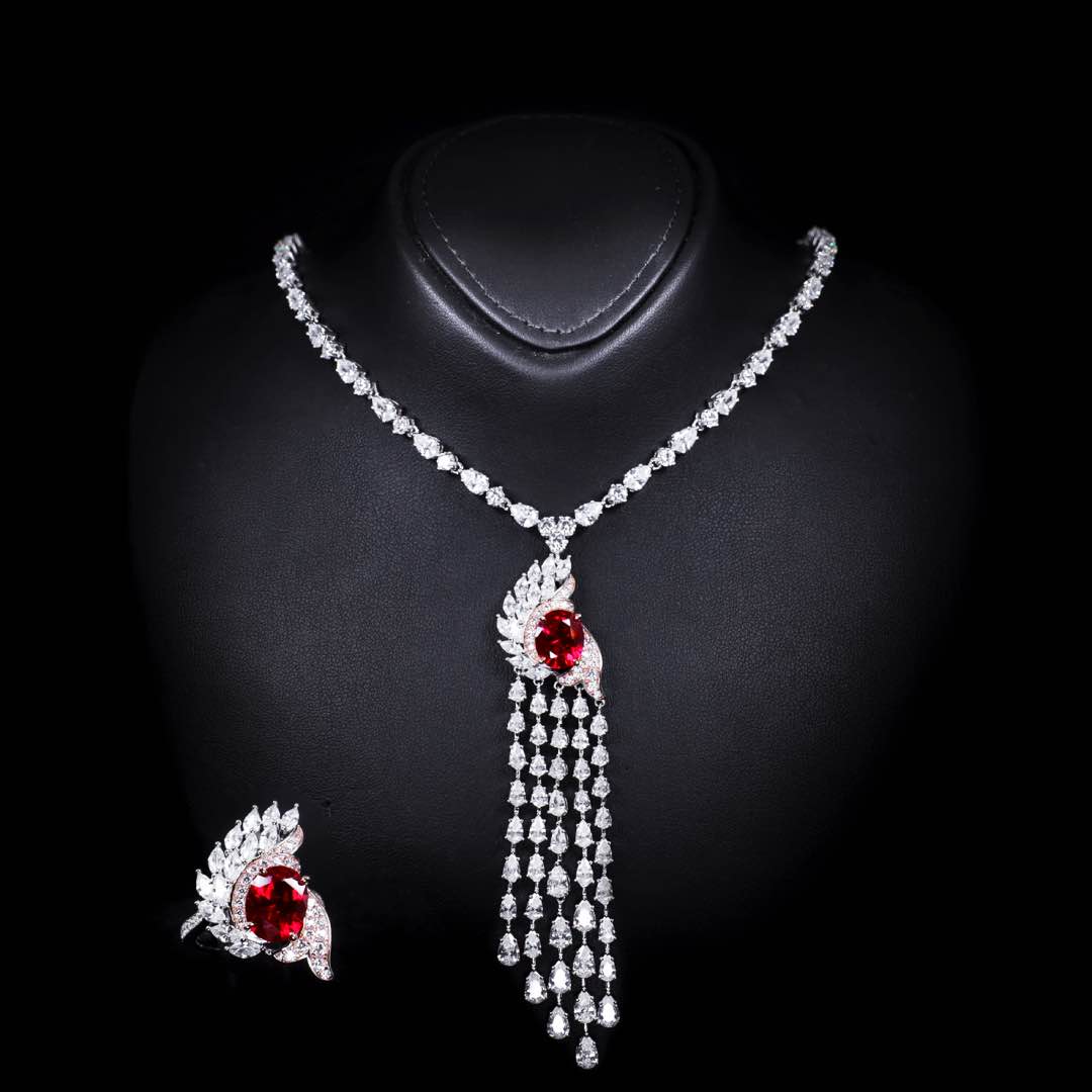 Omnia Bariza Maroon Necklace & Ring Set in 925 Silver with Oval and Marquise-Cut High-Quality Simulated Diamonds - OMNIASTORES UAE