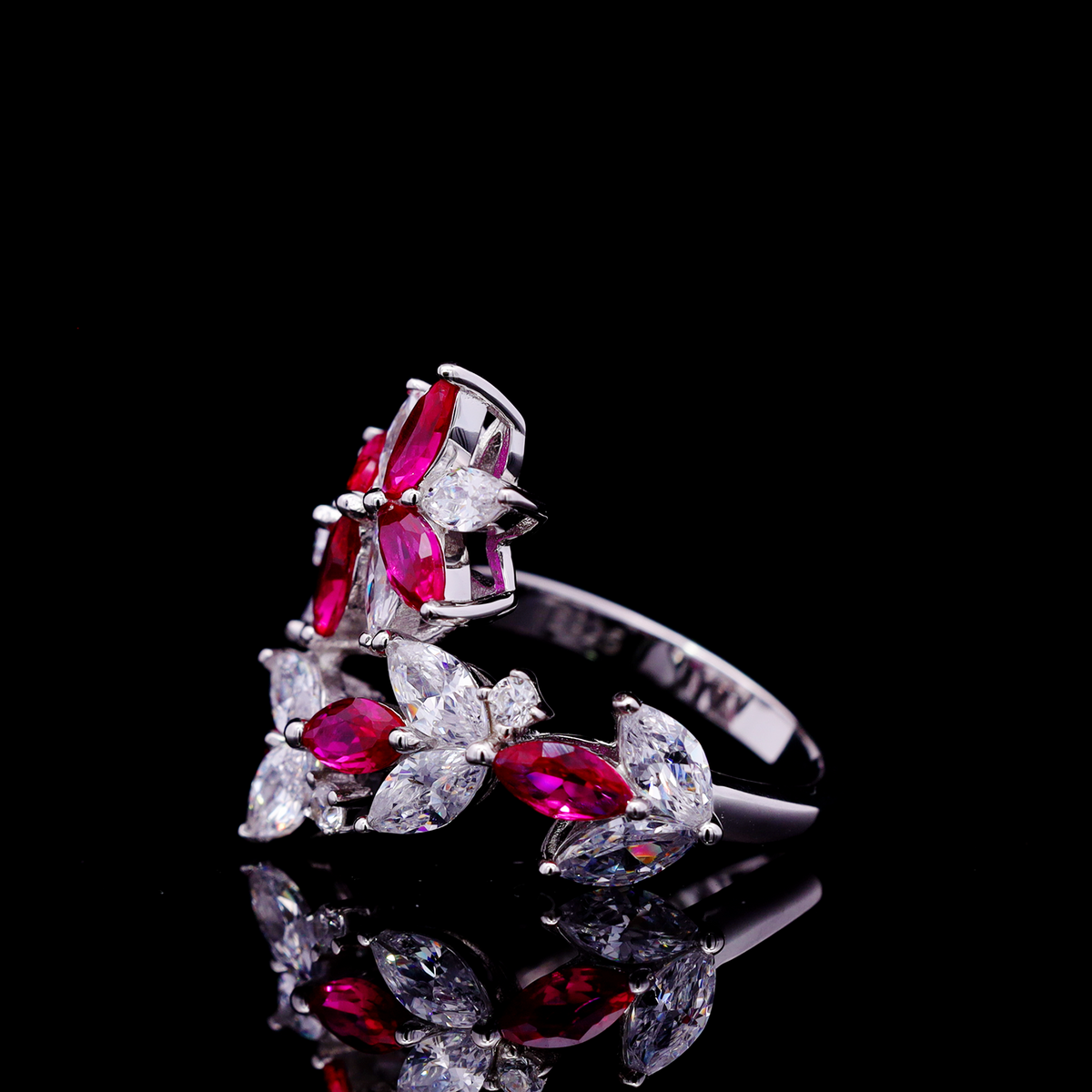 Abla Red Floral Ring in 925 Silver with Marquise and Pear-Cut High-Quality Simulated Diamonds