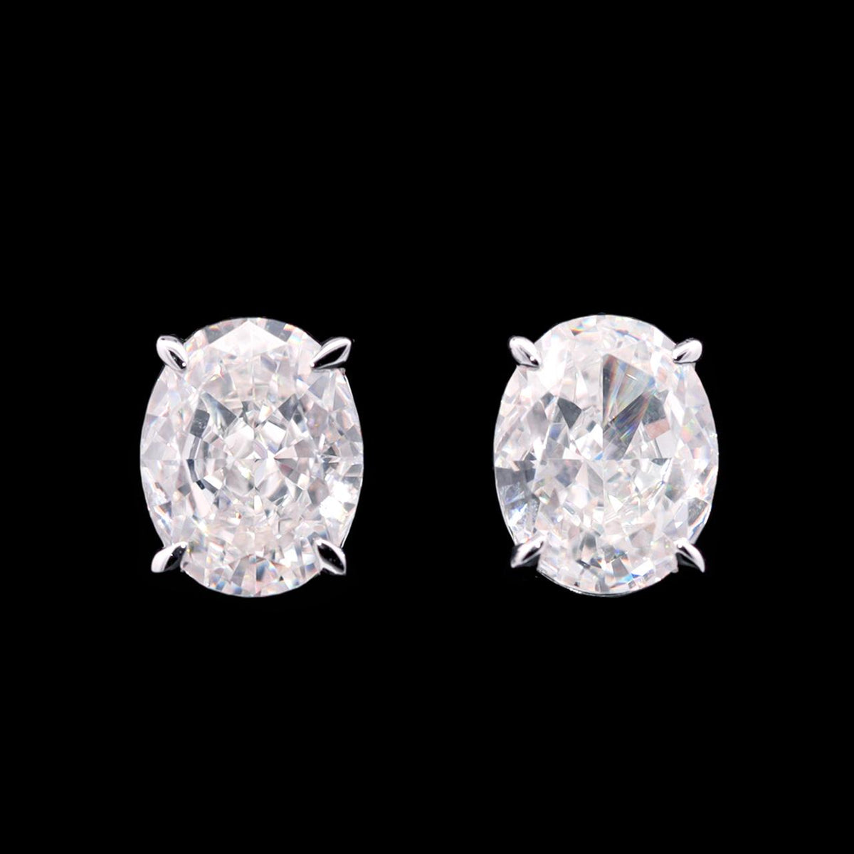 Omnia Alycia Earrings with Certificate | High-Quality Simulated Diamonds in 925 Sterling Silver