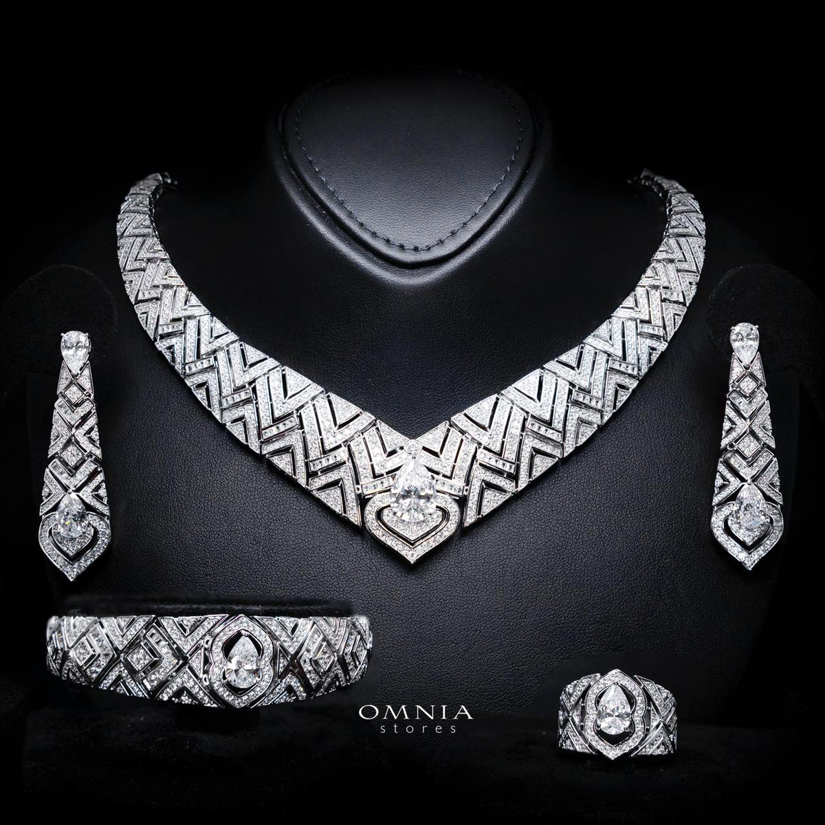 Daryan White Luxury Bridal Full Set with High-Quality Simulated Diamonds – Rhodium Plated