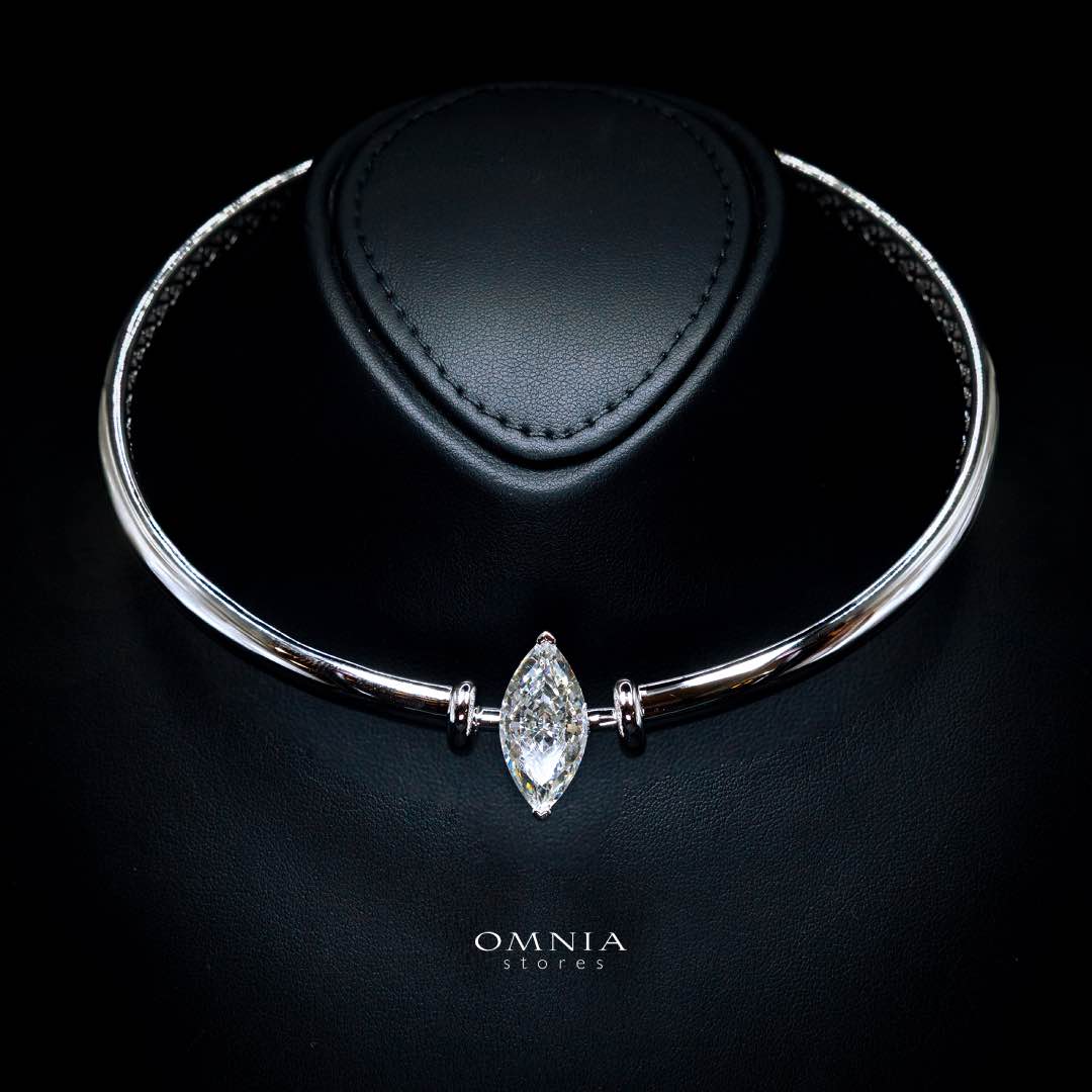 Omnia Amyah White Choker Necklace With High Quality Certified Lab Crafted Stones In 925 Silver