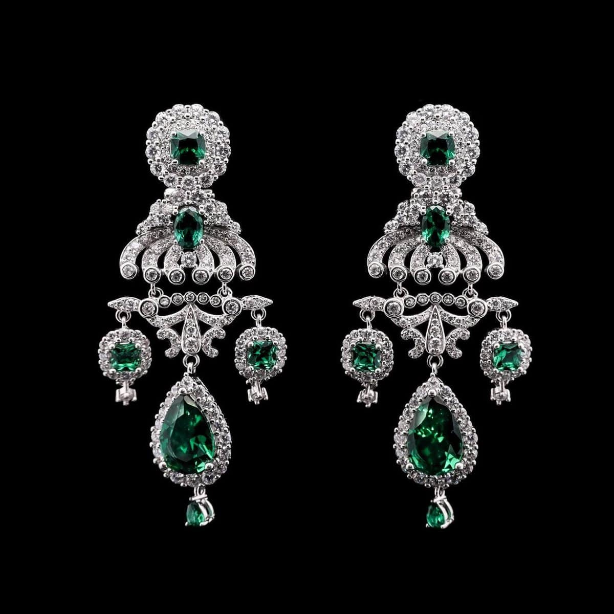 Omnia Amani Chandelier Earrings with Emerald Green Simulated Diamonds in 925 Silver