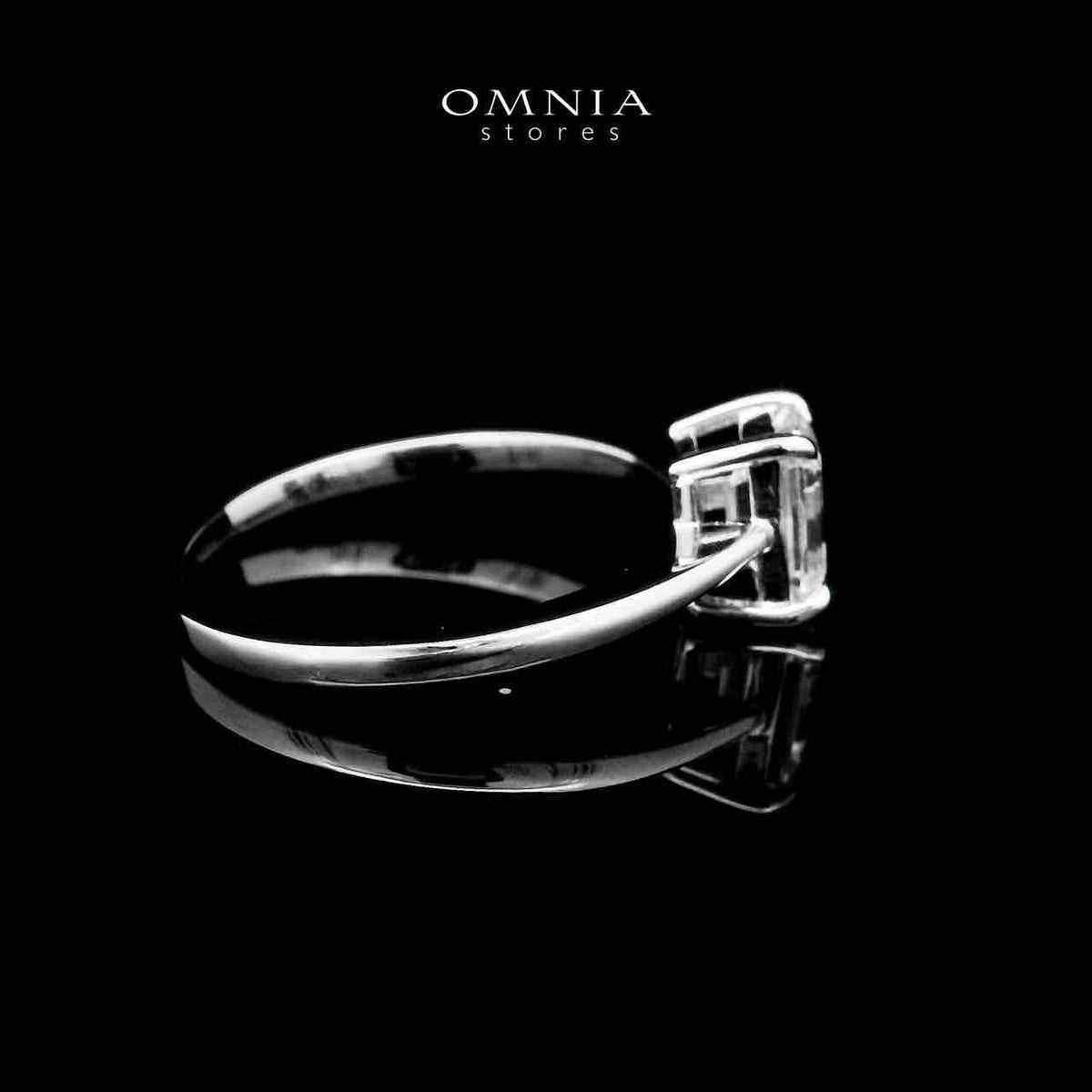 Omnia Fahima White Moissanite Ring – Certified 925 Sterling Silver Emerald Cut