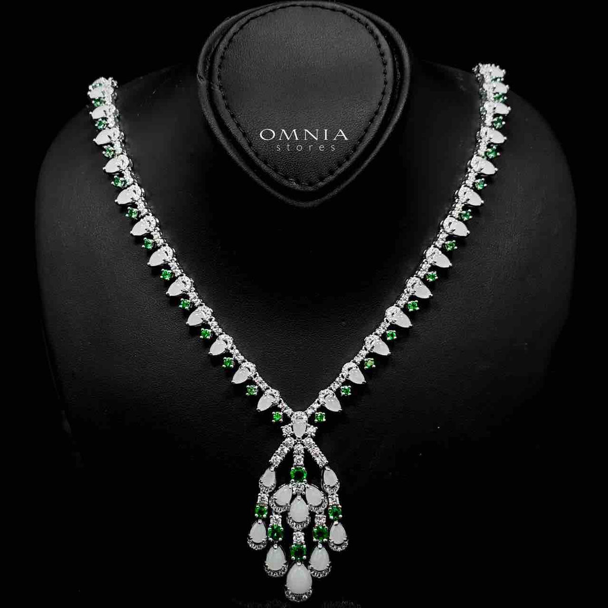 Omnia Salma White and Green Full Set with High Quality Simulated Diamonds Premium Rhodium Plated - OMNIASTORES UAE