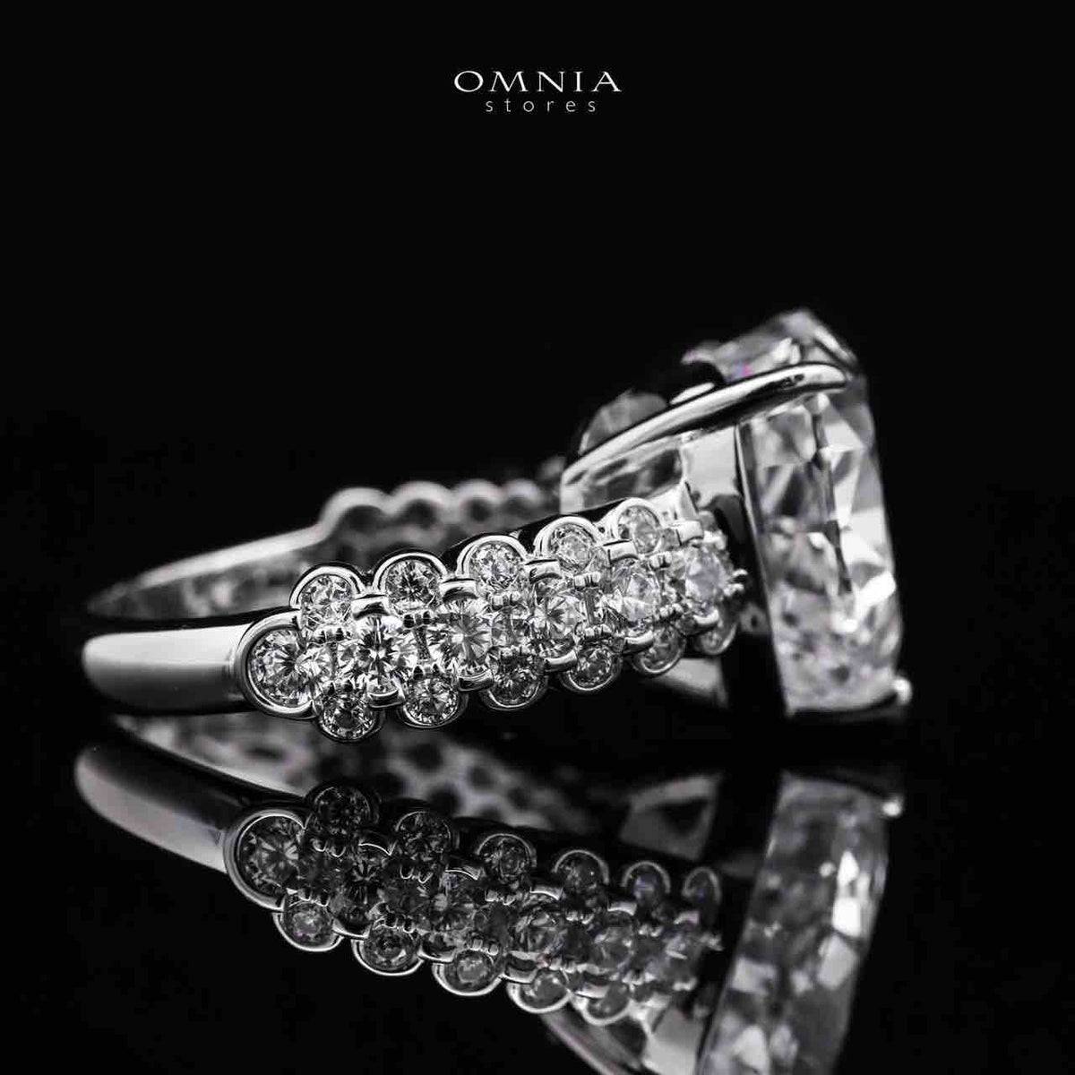 Omnia Eftal White 6.0 Carat Ring 92.5 Silver High Quality Simulated diamonds - OMNIASTORES UAE