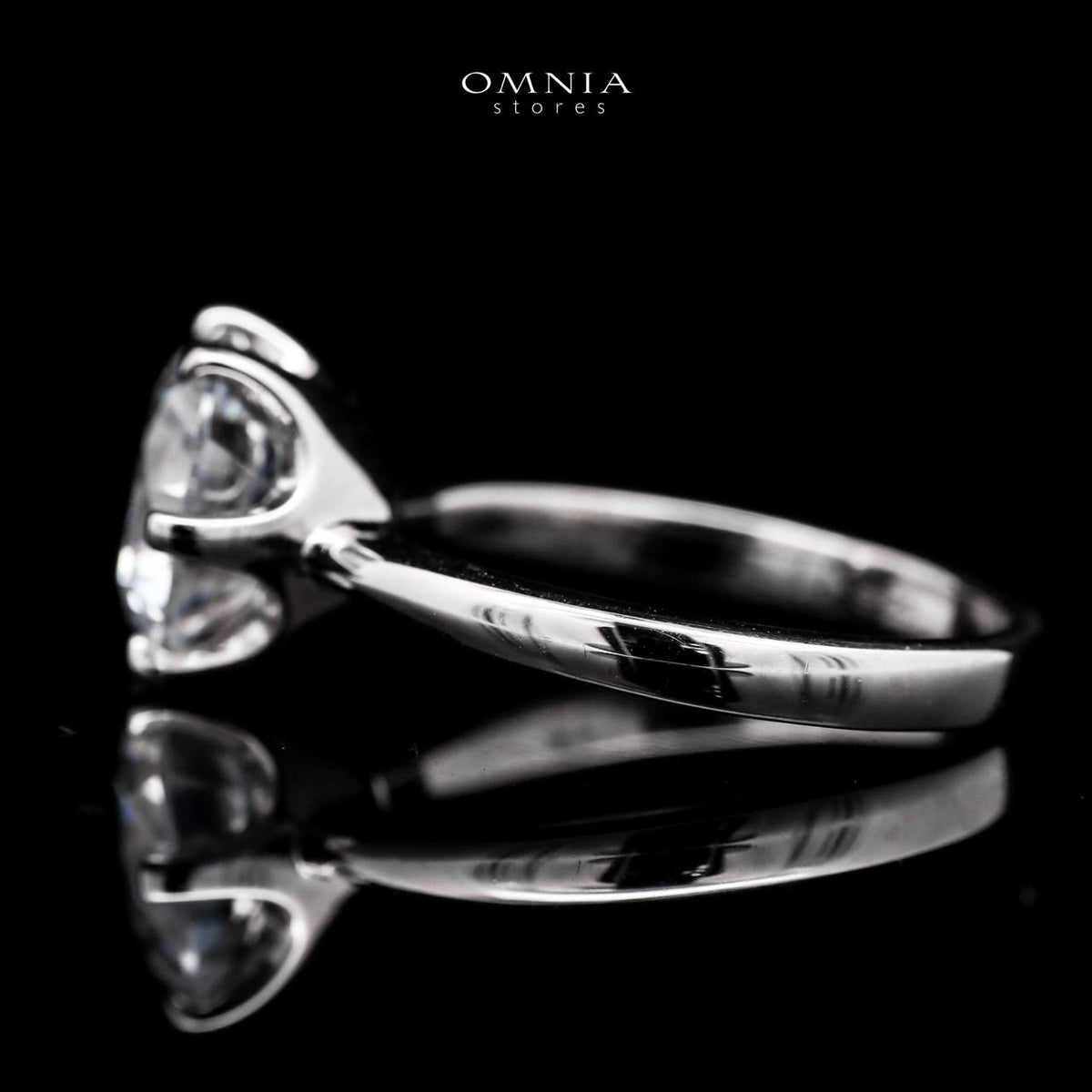 Omnia Lama Ring 92.5 Silver in High Quality Simulated Diamonds - OMNIASTORES UAE