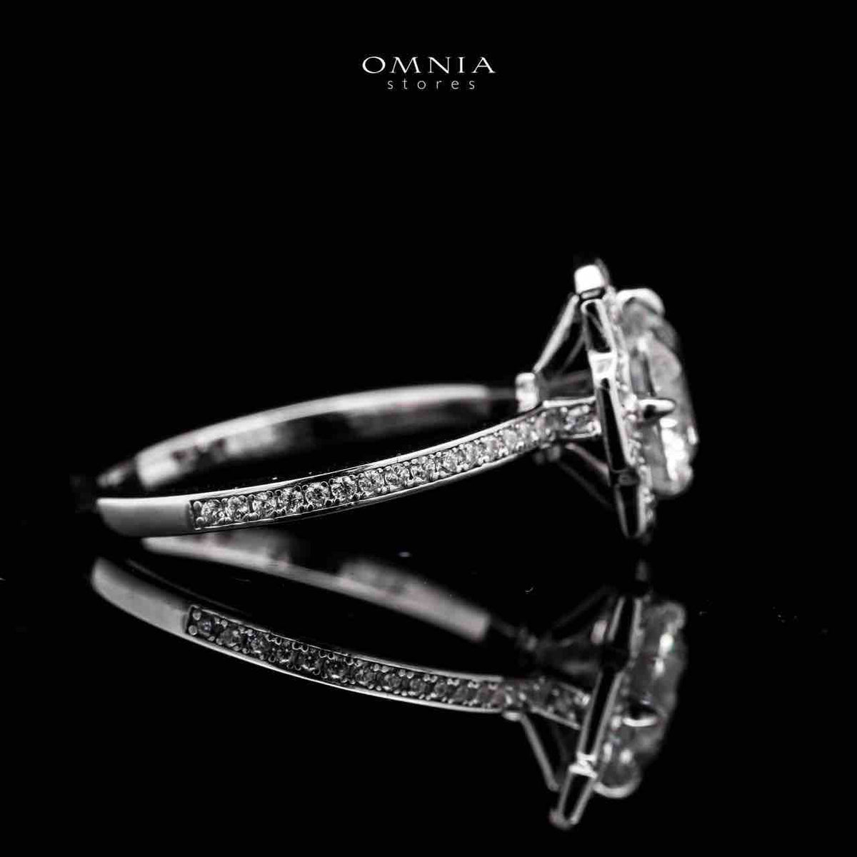 Omnia Shahira 1.75 Carat Ring 92.5 Silver High Quality Simulated diamonds