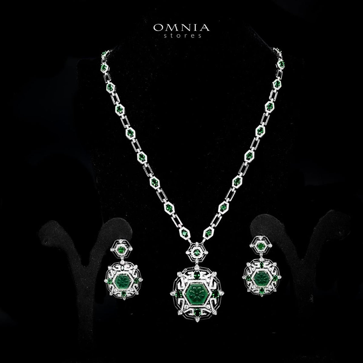 Omnia Siwar Silver Long Chain Necklace and Earrings Set 925 Silver in High Quality Green Simulated Diamonds Stones - OMNIASTORES UAE