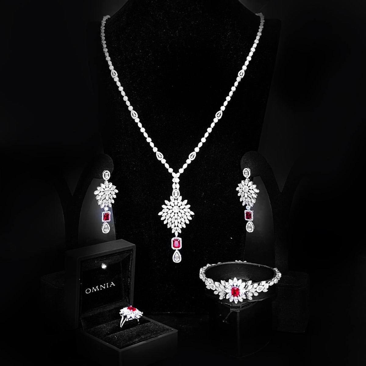 Omnia Duha Red Long Chain Full Set Accessories in High Quality Zircon Stone Rhodium Plated - OMNIASTORES UAE