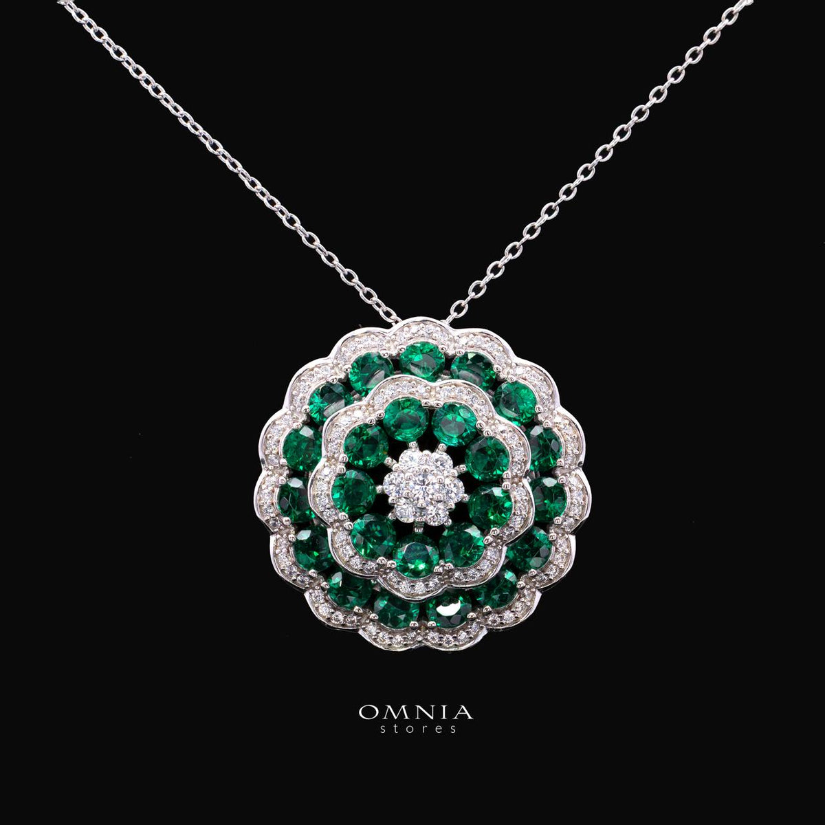 Omnia Nayeli Floral Halo Necklace with Emerald Green Simulated Diamonds in 925 Silver
