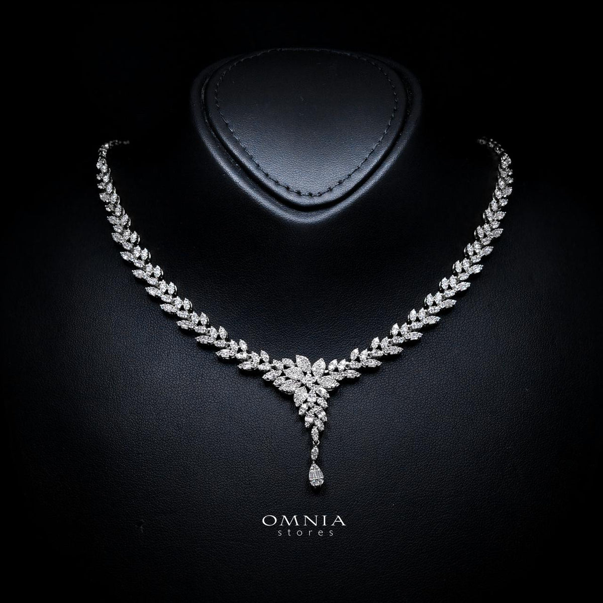 Farrah White Luxury Bridal Full Set with High-Quality Simulated Diamonds – Rhodium Plated