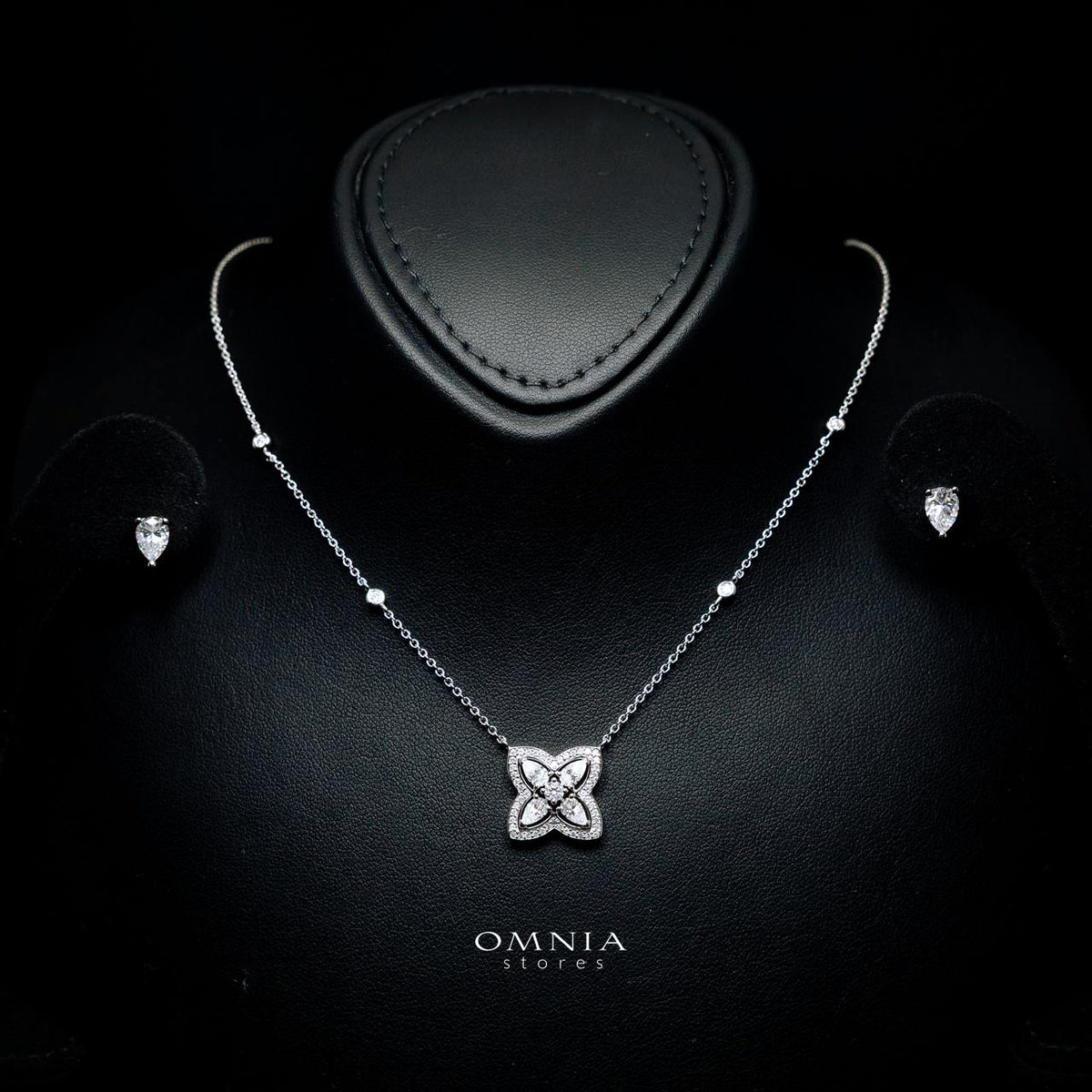 Olga Pear-Cut Moissanite Earring & Necklace Set 5x7mm (0.8CT) With GRA Certificate in 925 Sterling Silver