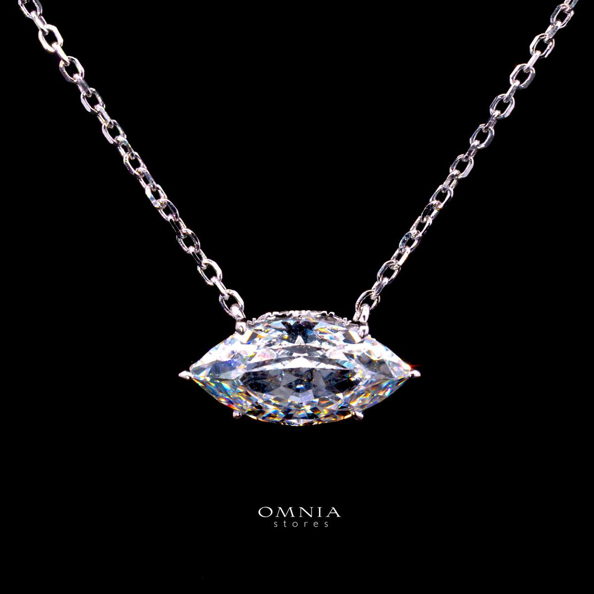 Carrie Necklace with Certificate, High-Quality Premium Simulated Diamonds in 925 Sterling Silver
