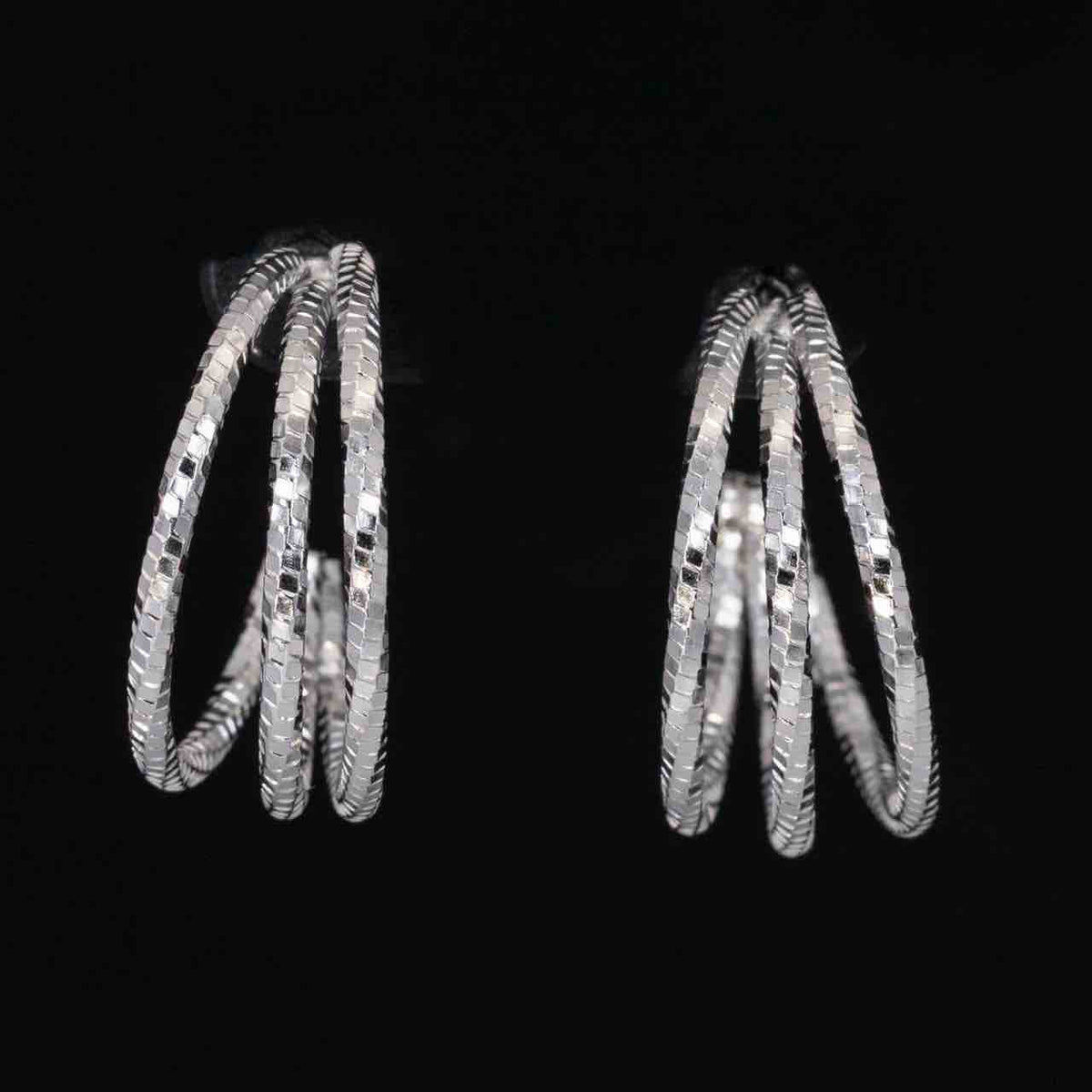 Omnia Zulay White Earrings In 925 High Quality Silver - OMNIASTORES UAE