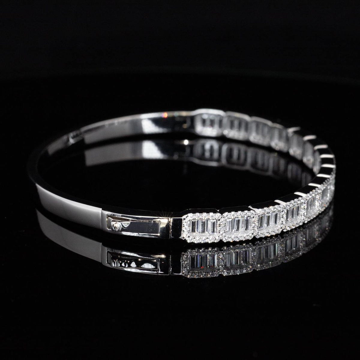 Omnia Nyela White Bangle With High Quality Simulated Diamonds In 925 Silver - OMNIASTORES UAE