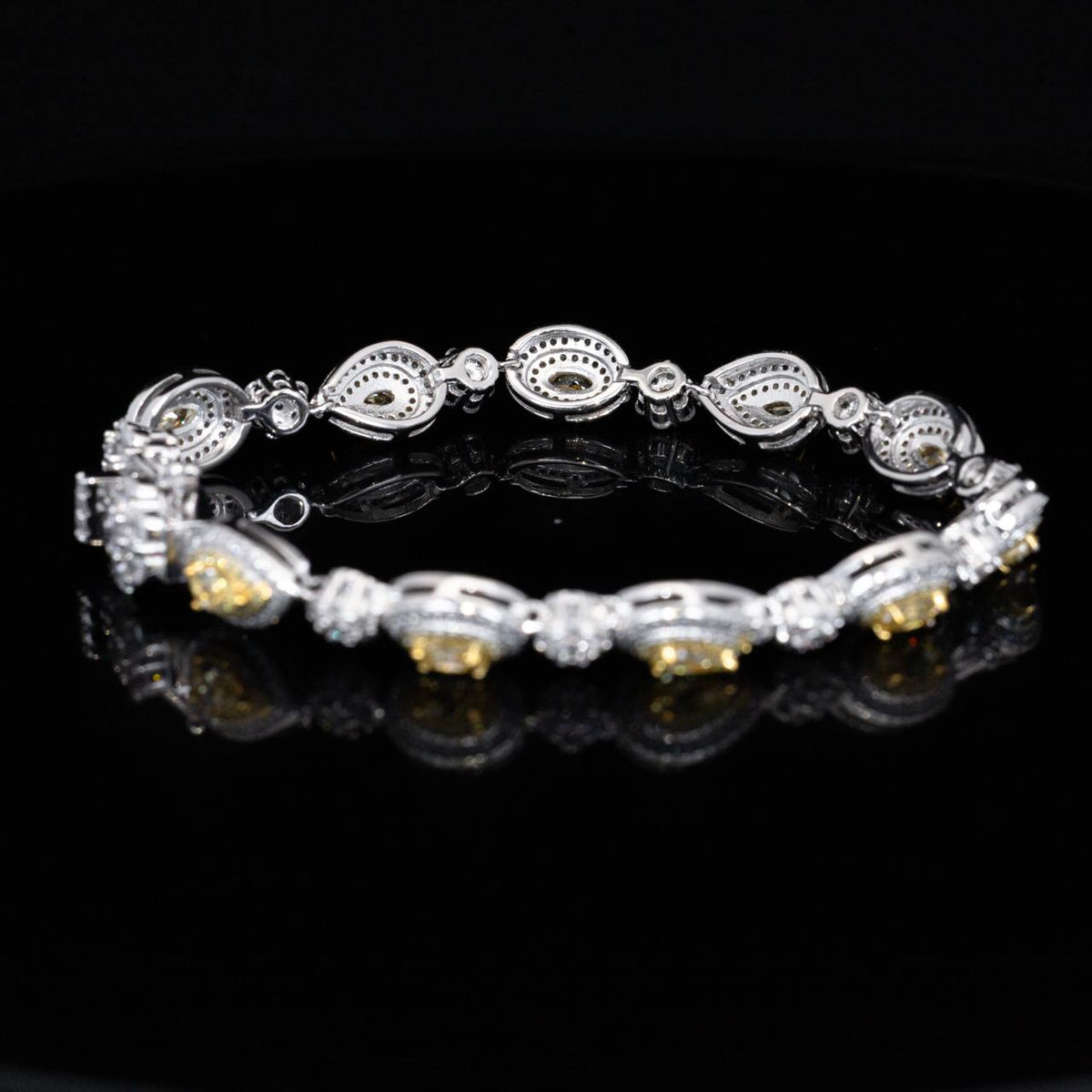 Omnia Taliha White and Yellow Bracelet With High Quality Simulated Diamonds In 925 Silver - OMNIASTORES UAE