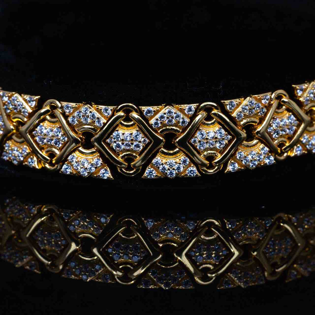 Omnia Lisi Gold and White Bracelet With High Quality Simulated Diamonds In 925 Silver - OMNIASTORES UAE