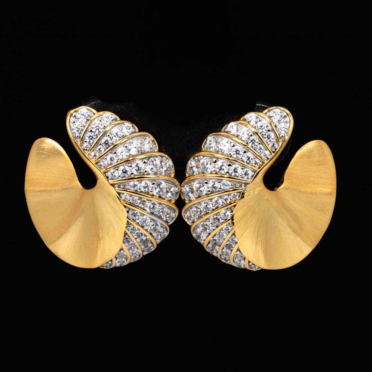 Omnia Zylah Gold Clip Earrings With High Quality Simulated Diamonds In 925 Silver - OMNIASTORES UAE
