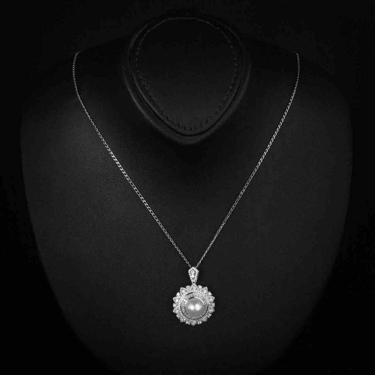 Yamama Flower Design Fresh Real Pearl Necklace and Clip Earrings Set in 925 Silver With High Quality Simulated Diamonds - OMNIASTORES UAE