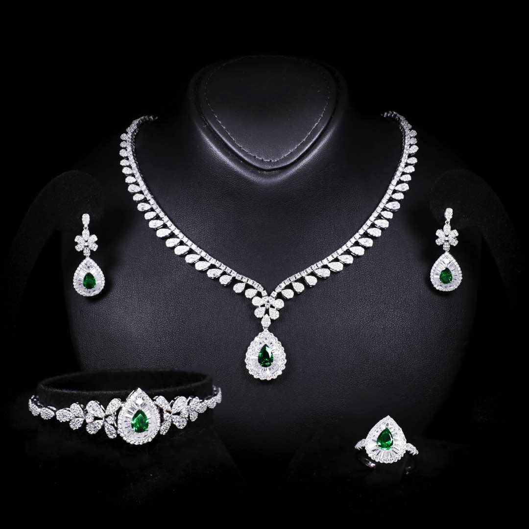 Omnia Sophia Green Teardrop Bridal Full Set in 925 Silver with High Quality Simulated Diamonds