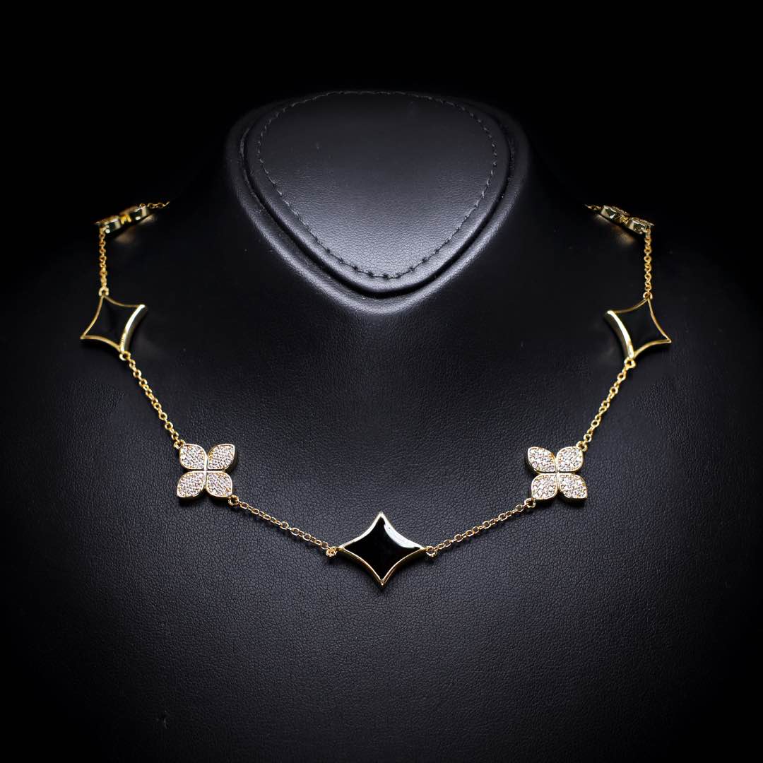 Omnia Golden Clove Black Choker Full Set with High-Quality Simulated Diamonds Gold Plated