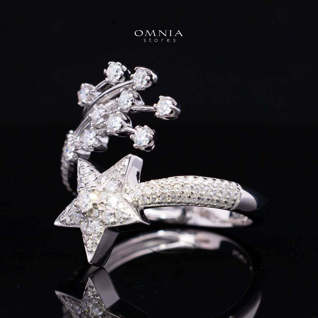 Calista Star White Moissanite Stone Ring With GRA Certified High Quality in 925 Silver