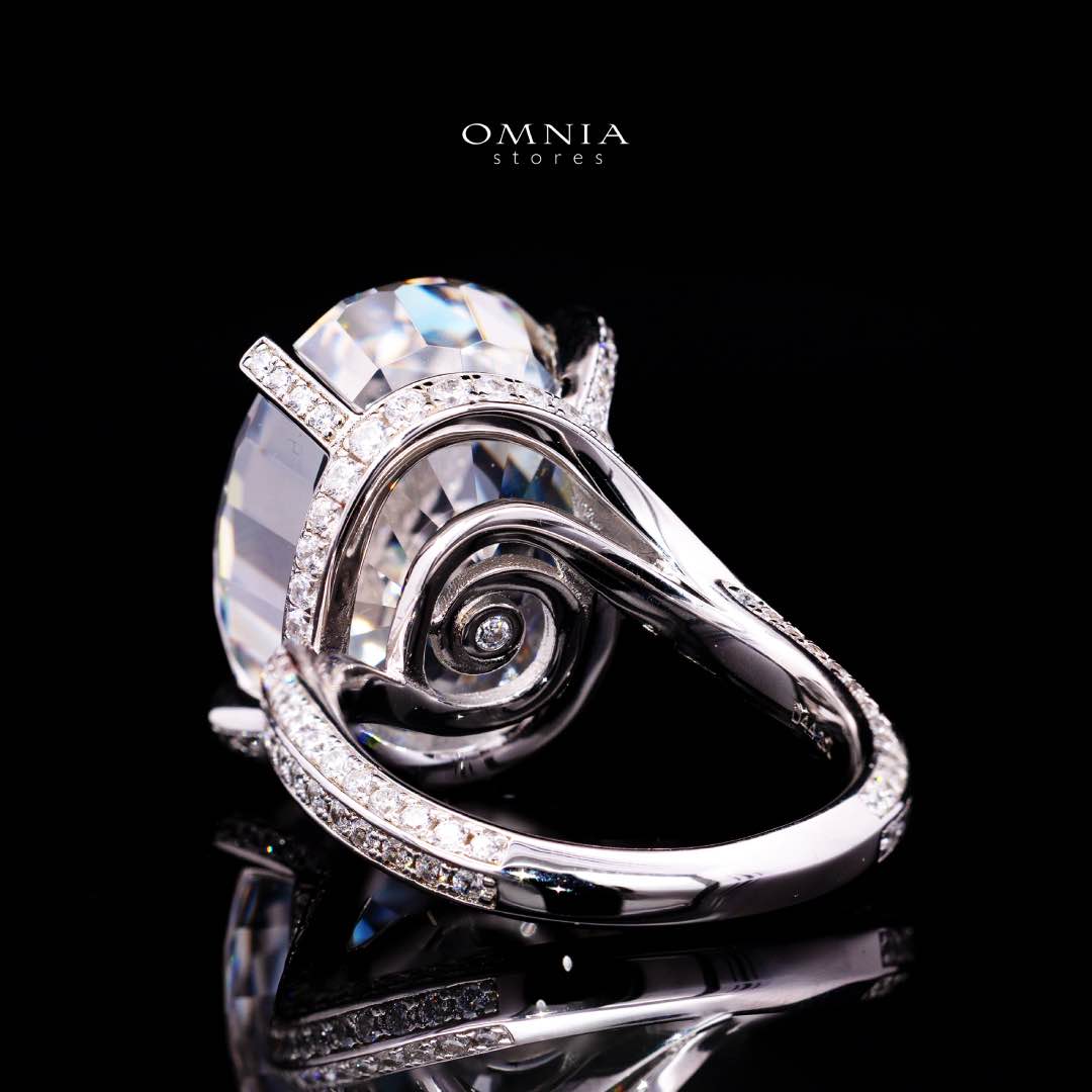 خاتم أومنيا نويلا أبيض عالي الجودة مُصنَّع مخبريًا ومعتمد من الفضة عيار 925 D44.2ct