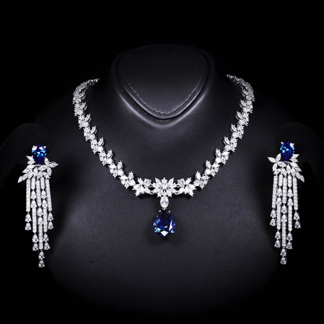 Omnia Vanya Blue Necklace & Earrings Set in 925 Silver with Pear-Cut High-Quality Simulated Diamonds