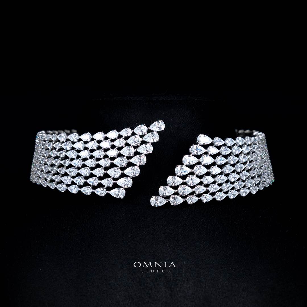 Omnia Nylah White Choker Necklace With High Quality Simulated Diamonds In 925 Silver
