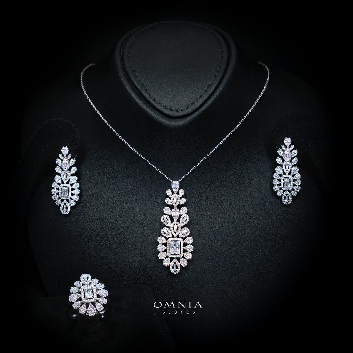Vasima White Luxury Jewelry Set – Necklace, Earrings & Ring with High-Quality Simulated Diamonds and Rhodium Plating