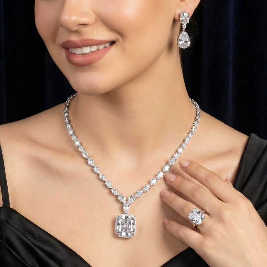 Omnia Audrey White Bridal Set Accessories in High Quality Simulated Diamonds Premium Rhodium Plated - OMNIASTORES UAE