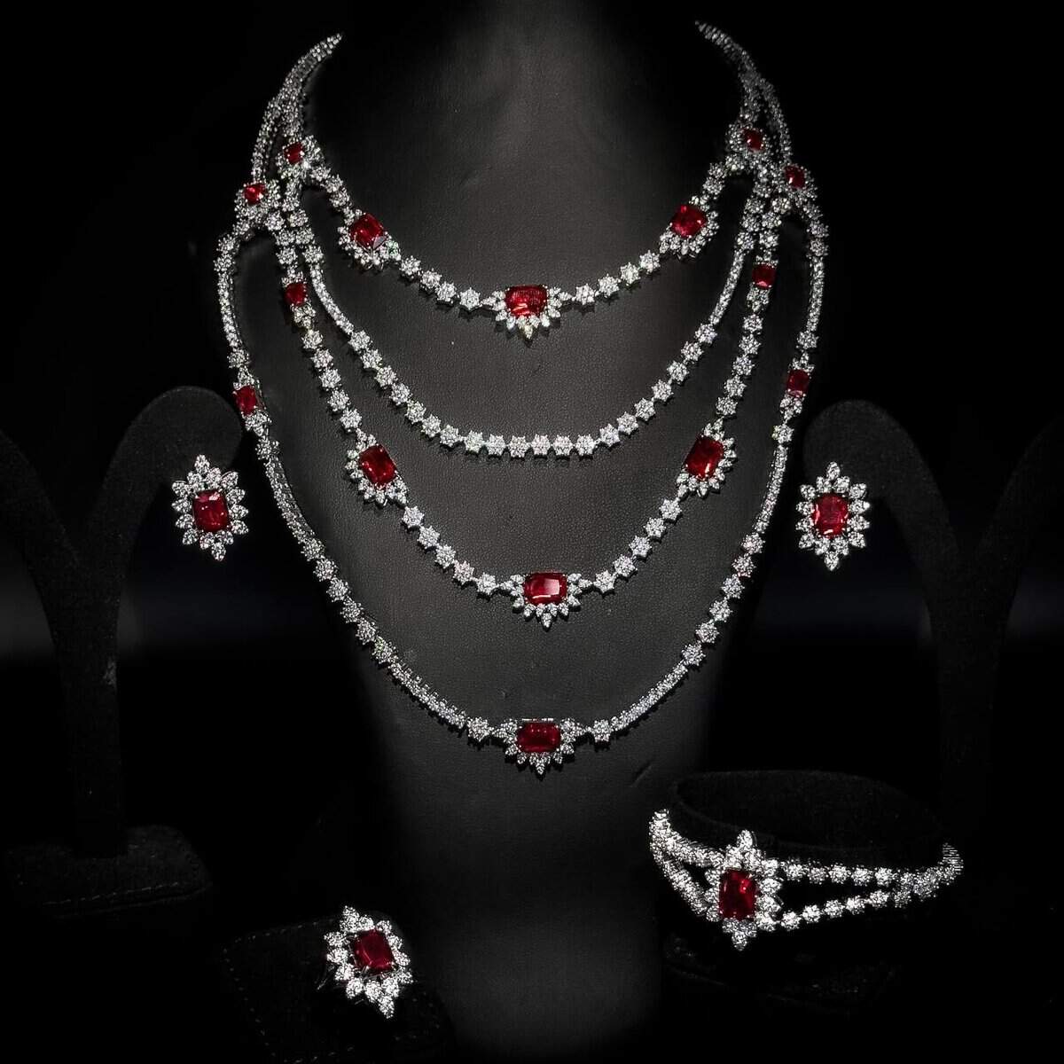 Omnia Blair Red Bridal Full Set High Quality Simulated Diamonds